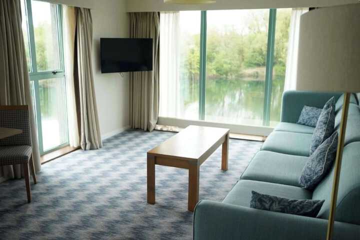 Room 15 of 72