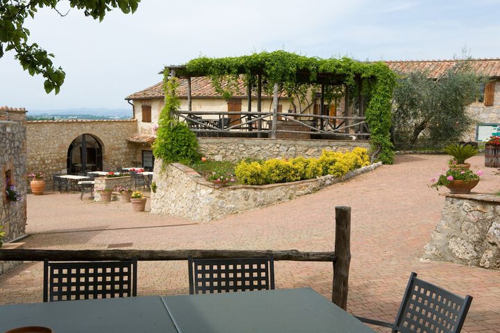 Terrace/Patio 26 of 64