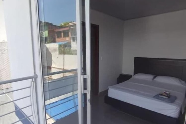 Room 2 of 9