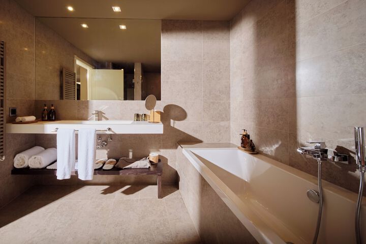 Clean Restrooms