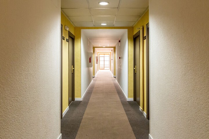 Ballroom/Hall 51 of 53