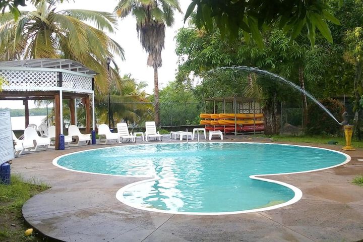 Pool 21 of 58