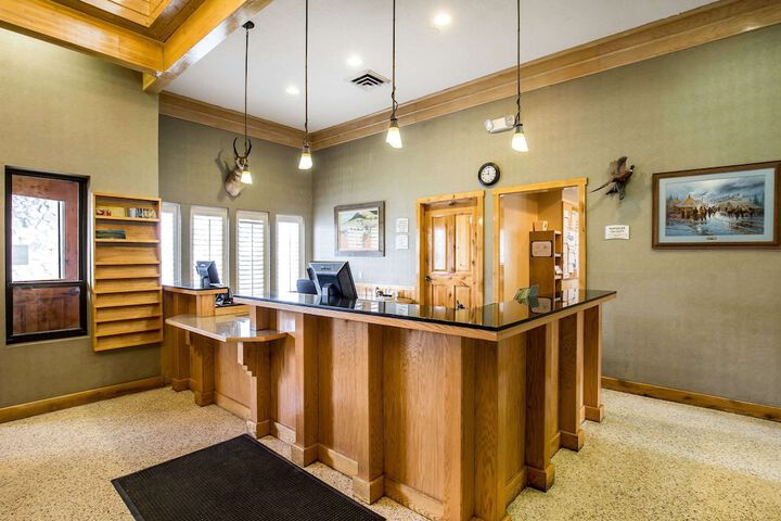 Hotel Interior 3 of 33