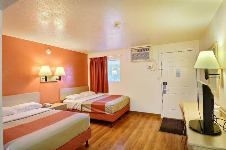 1 Double Bed (11 of 21)