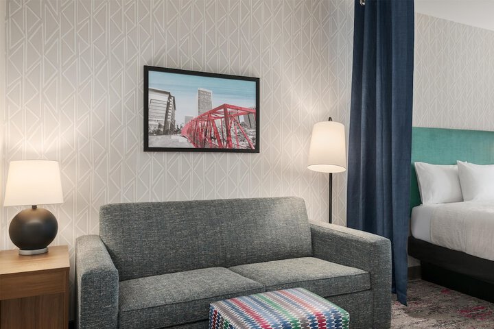 Room 21 of 41
