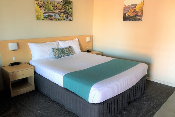 Room 17 of 79