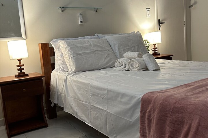 Room 9 of 25