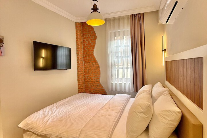 Room 62 of 126
