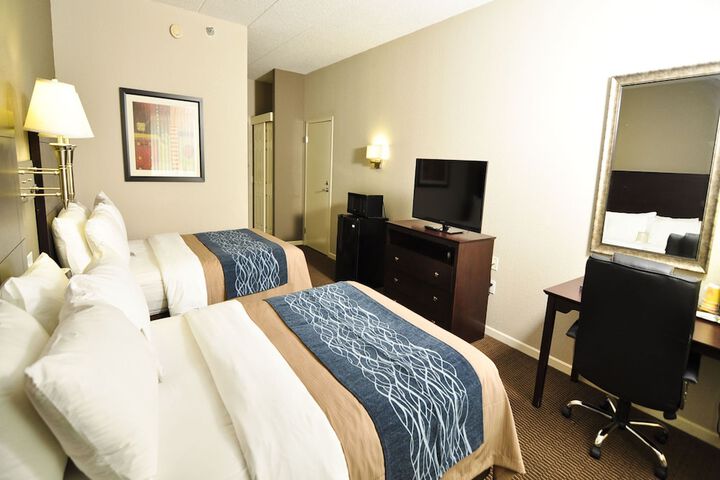 2 Double Beds (2 of 22)