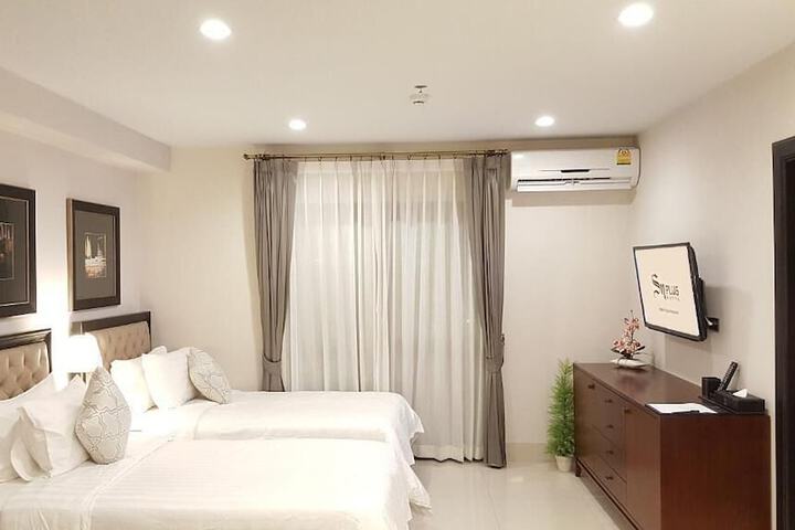 Room 17 of 49