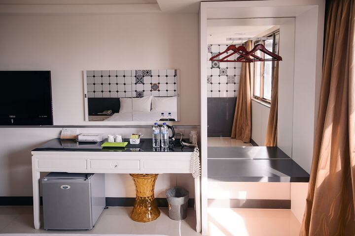 Room 12 of 71