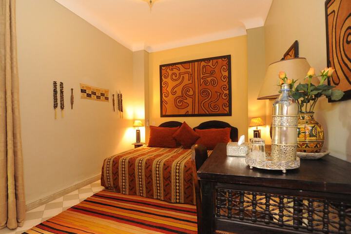 Room 4 of 52