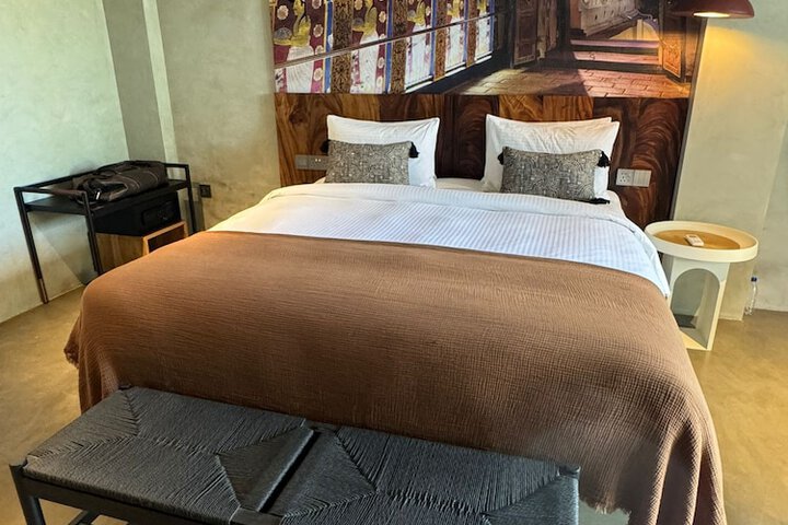 Room 26 of 58
