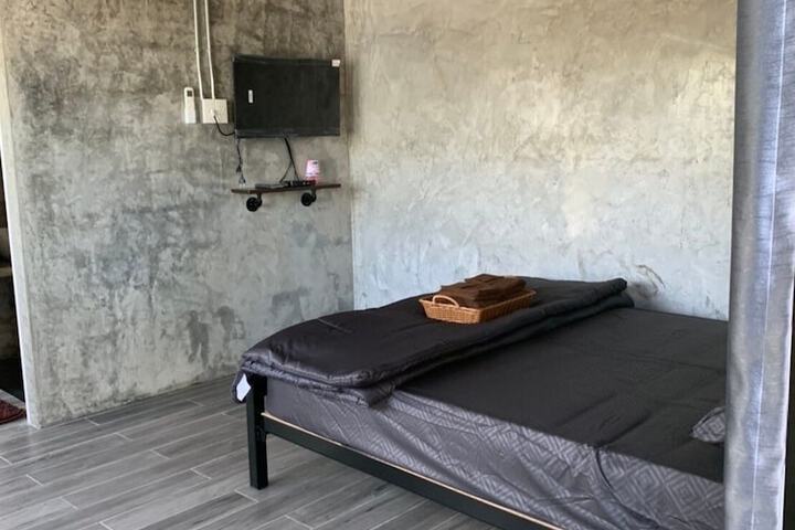 Room 9 of 55