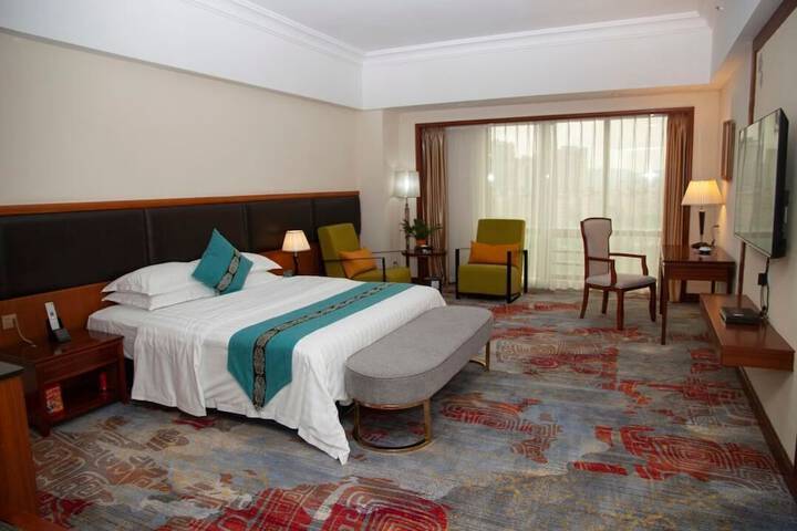 Room 16 of 44