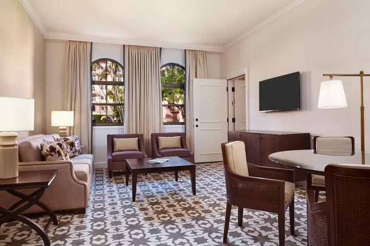 Room 93 of 153