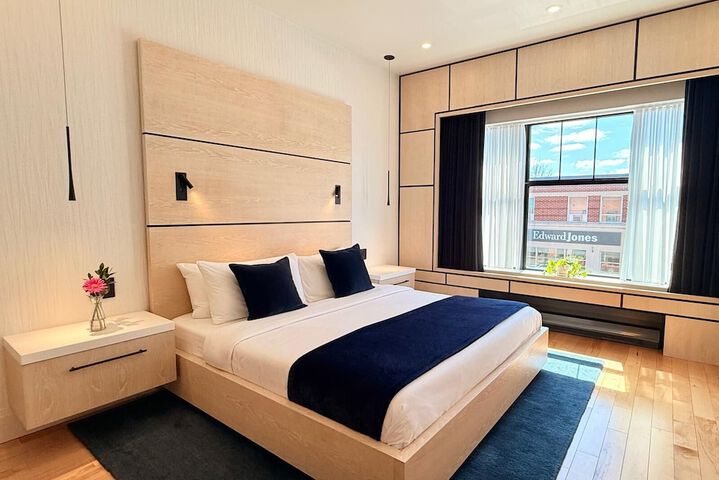 Room 61 of 206