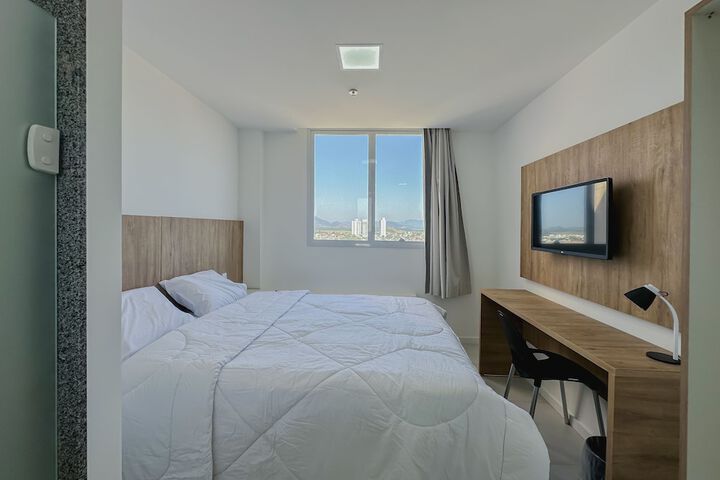 Room 9 of 29