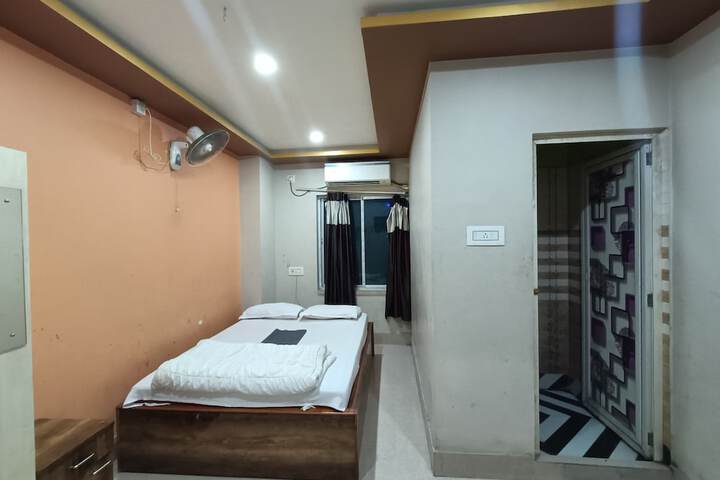 Room 3 of 13