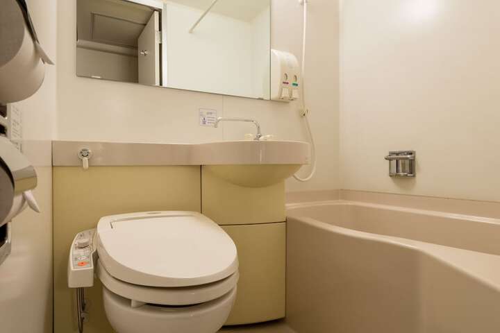 Clean Restrooms