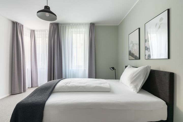 Room 16 of 68