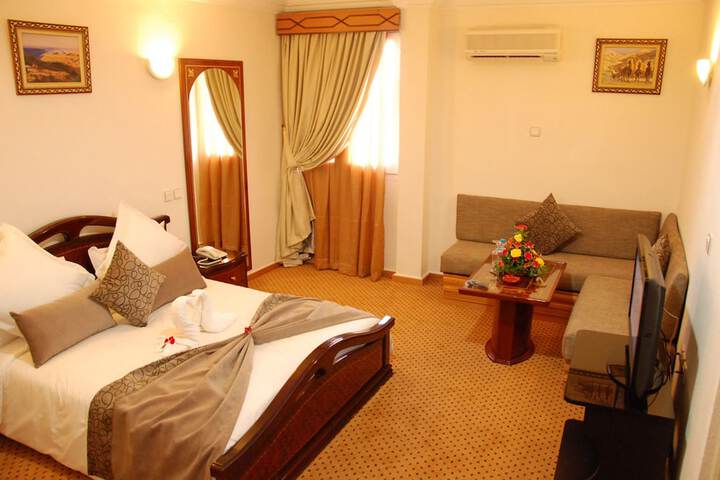 Room 5 of 41