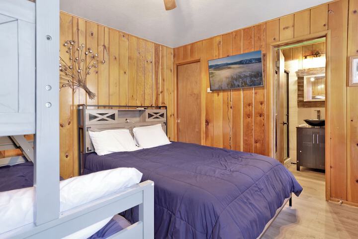 Room 28 of 171