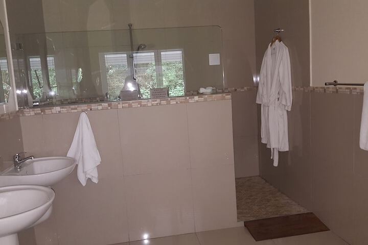 Room 58 of 100