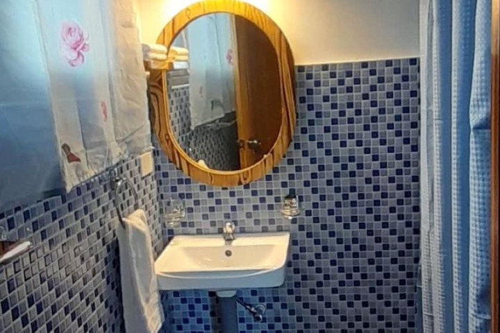 Room 20 of 68