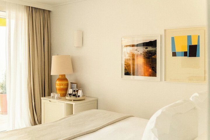 Room 36 of 205