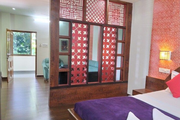 Room 6 of 36