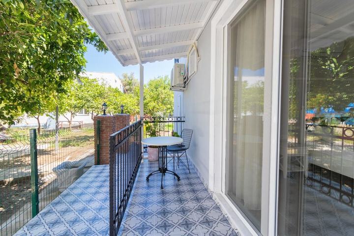 Terrace/Patio 6 of 22