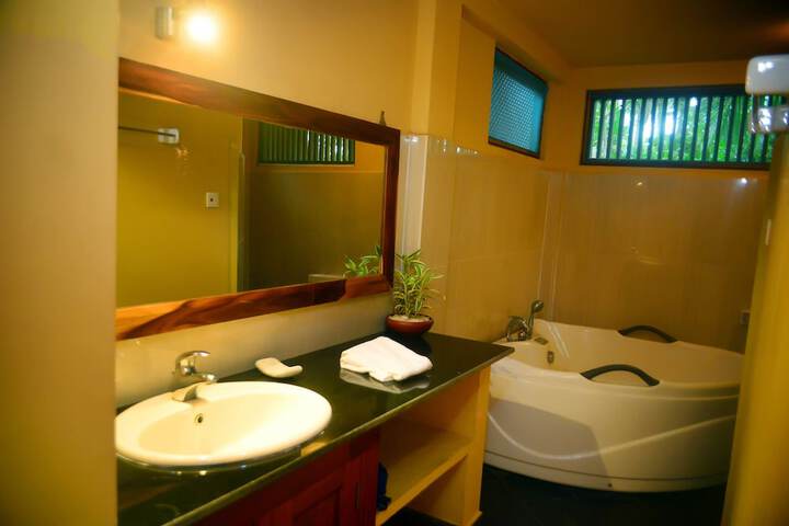 Room 18 of 42
