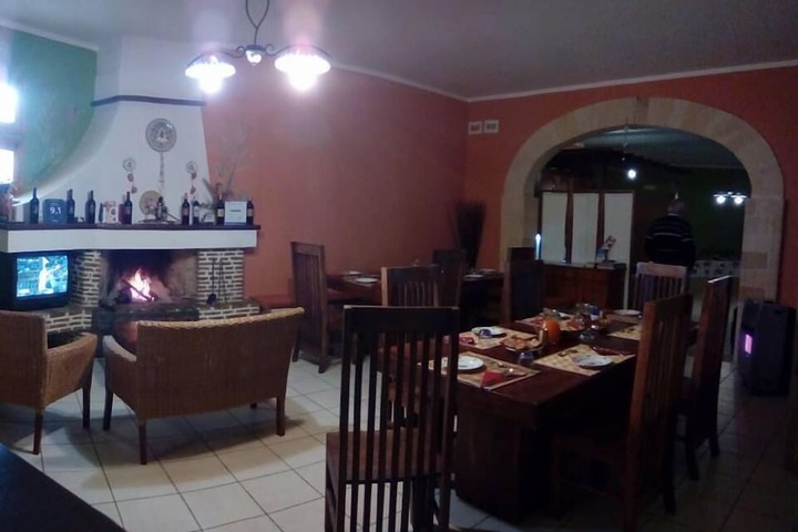 Room 10 of 35