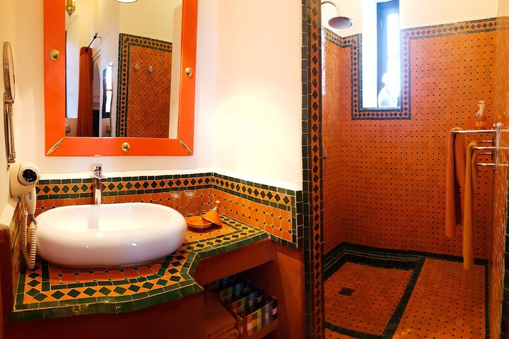 Room 28 of 59