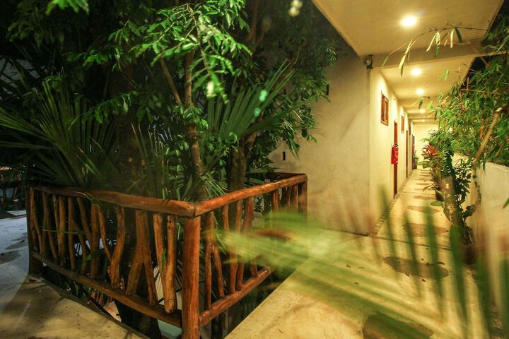 Ballroom/Hall 137 of 147
