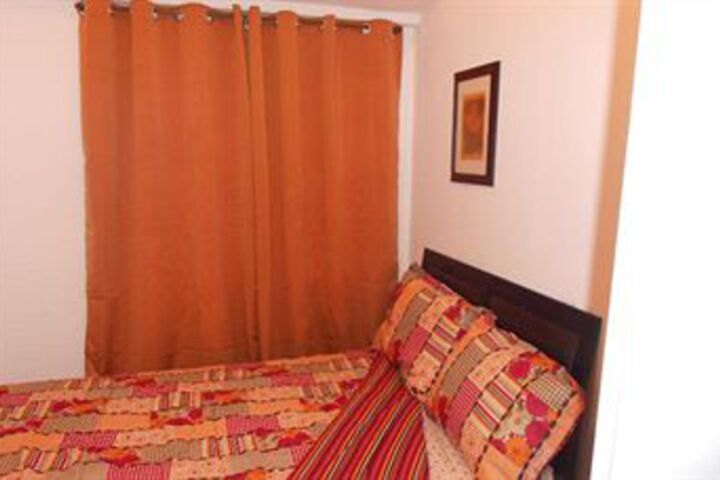 Room 9 of 21