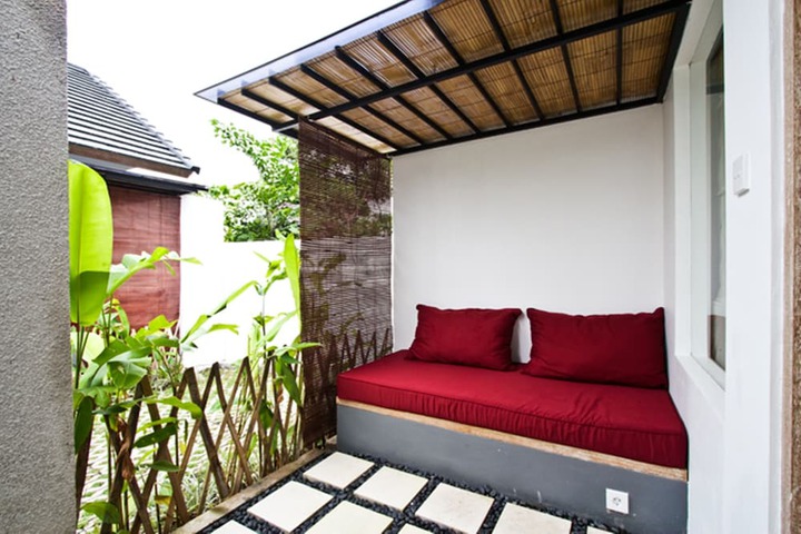 Terrace/Patio 9 of 14