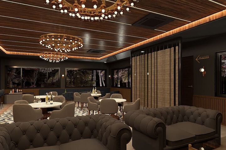 Lounge 61 of 73
