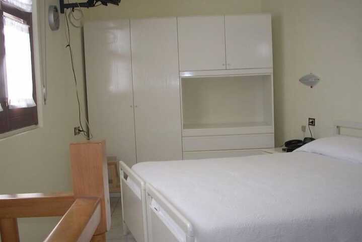 Room 26 of 43