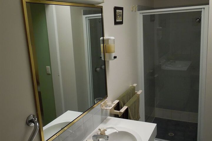 Room 18 of 30