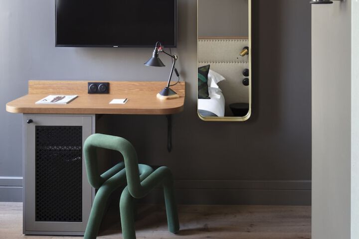 Room 14 of 46
