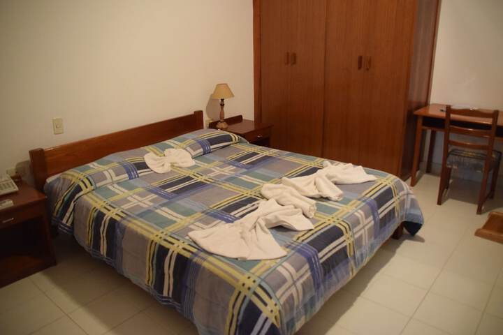 Room 8 of 42