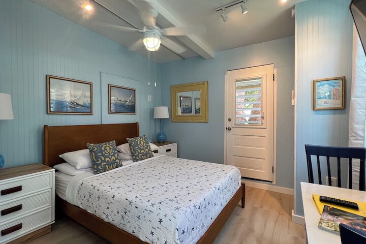 Room 15 of 309