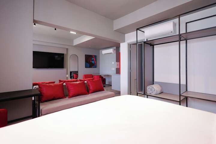 Room 20 of 68
