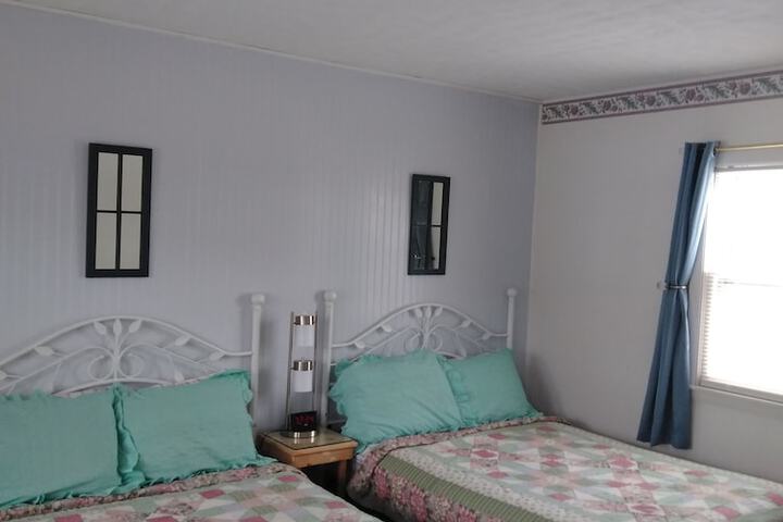 Room 14 of 32