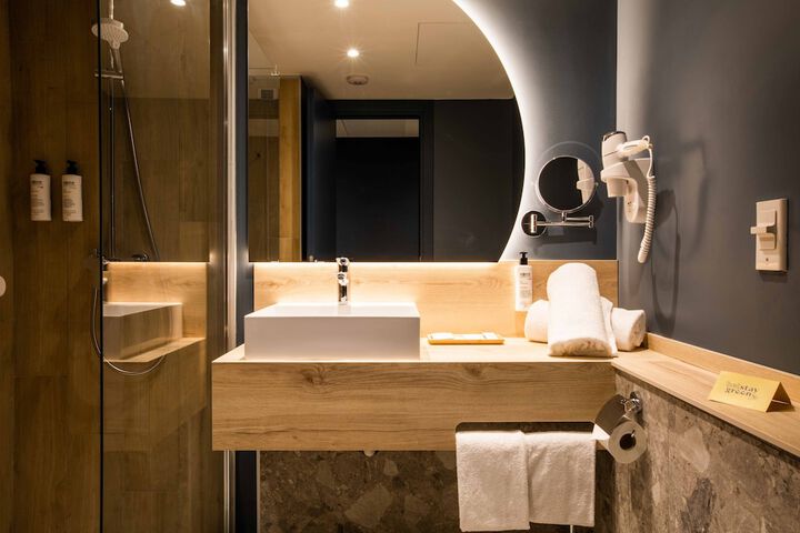 Bathroom Interior Photo