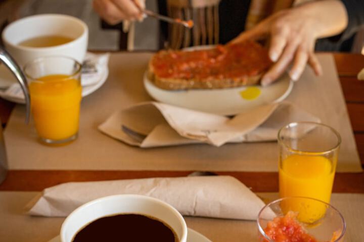 Breakfast/Coffee Service 25 of 37