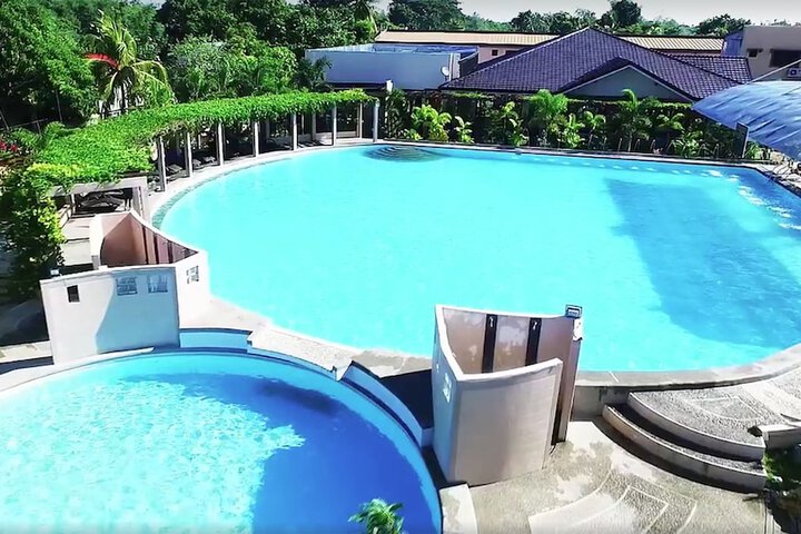 Pool 24 of 38