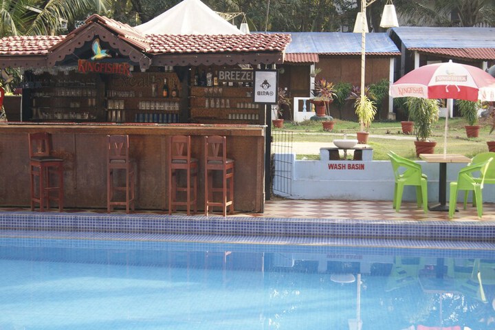 Pool 36 of 44